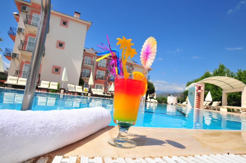 Hotel Pelin Fethiye Exteriör bild