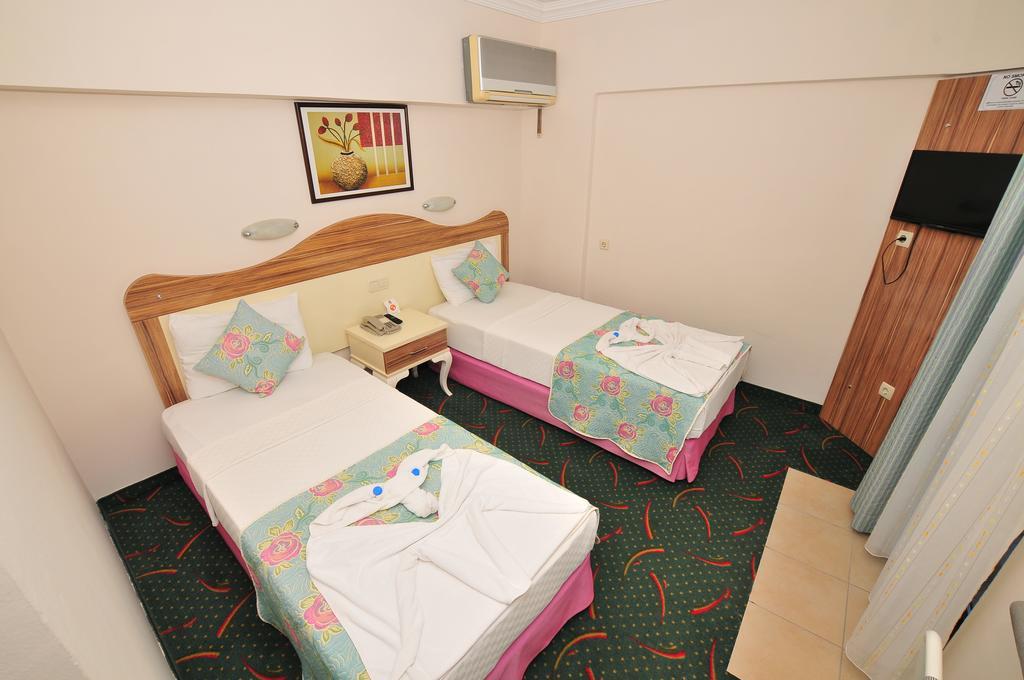 Hotel Pelin Fethiye Exteriör bild